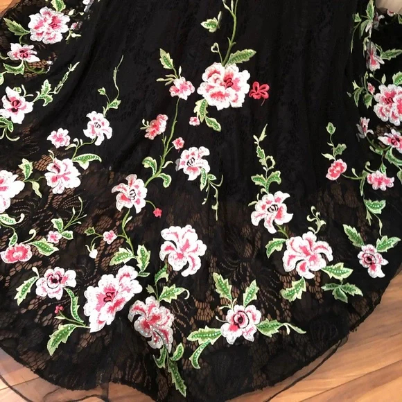 NEW JASZ COUTURE SZ 8 TWO PIECE BLACK LACE FLORAL FORMAL GOWN - Picture 4 of 10